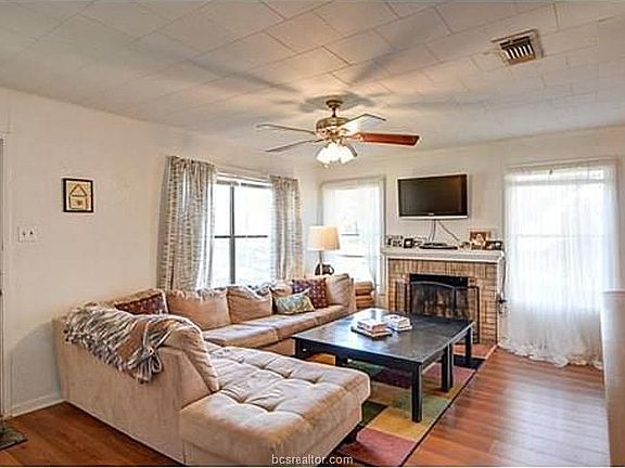 4th image of 1009 Milner Dr