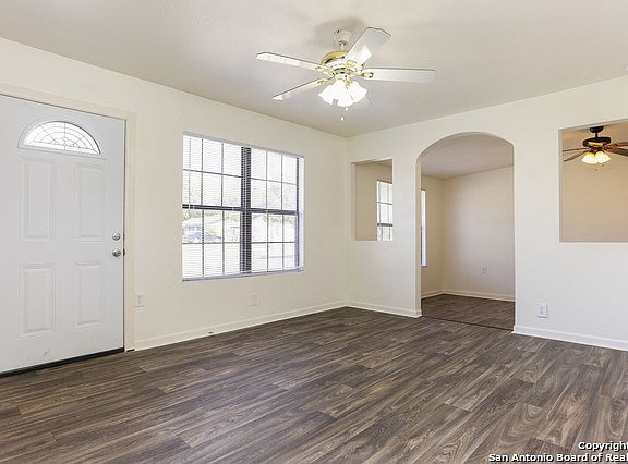 5th image of 8002 Niagara St