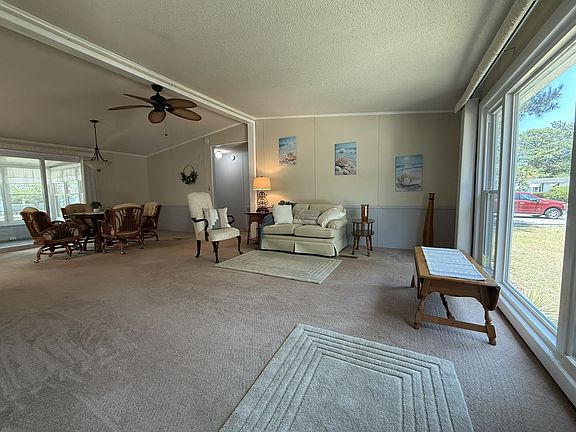 4th image of 3203 Santee Dr #426