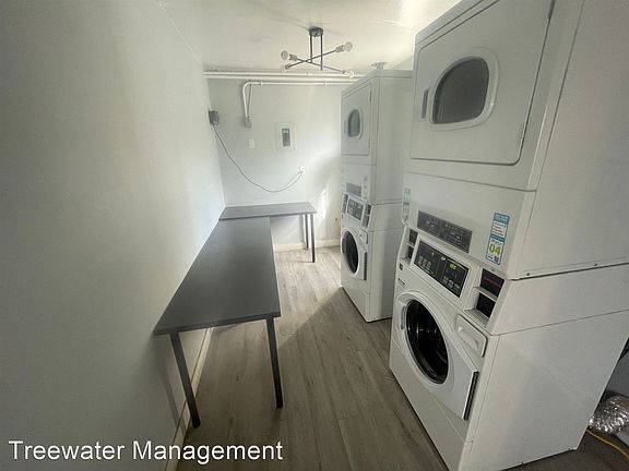 3rd image of 13392 Magnolia St Unit K