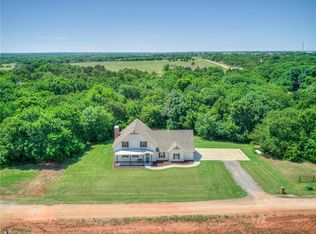 8420 Autumn Ln, Edmond, OK 73025