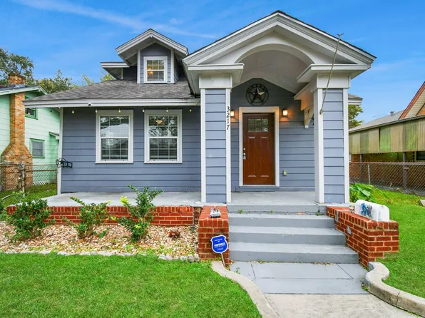 3217 Michigan St, Baytown, TX 77520