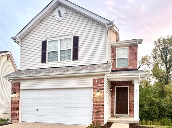 722 Wayland Dr, O'Fallon, MO 63366