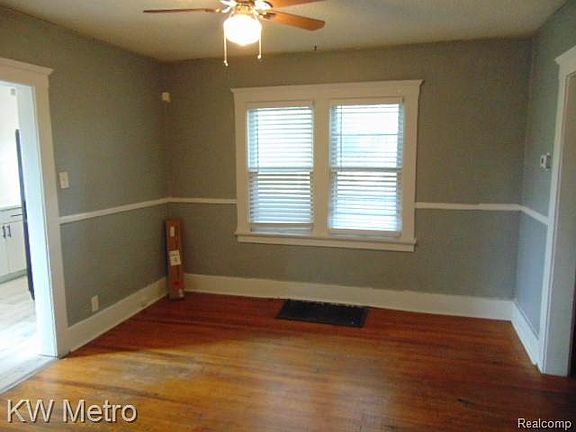 4th image of 17125 Archdale St