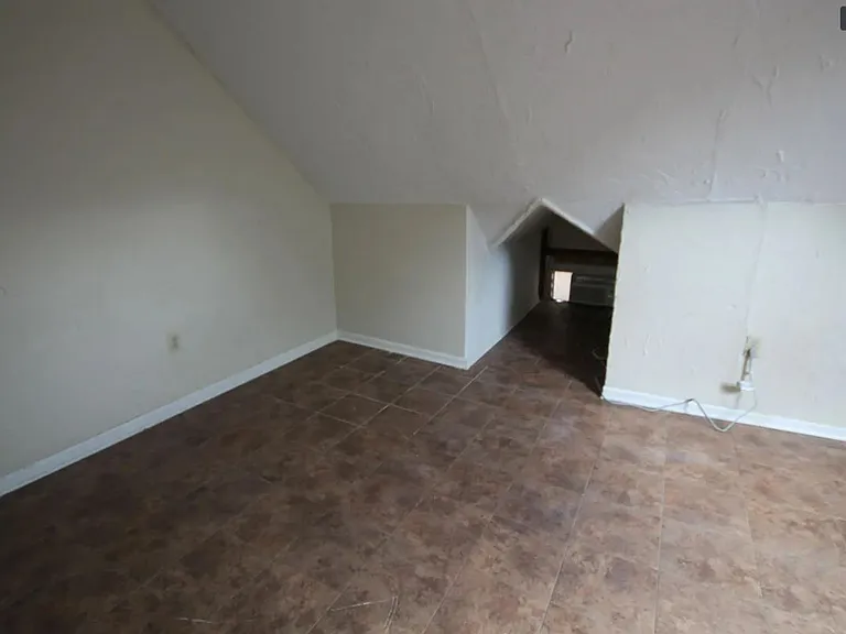 755 Academy St — Photo 18