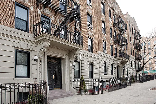Sold by Brooklyn Real Inc | media 10