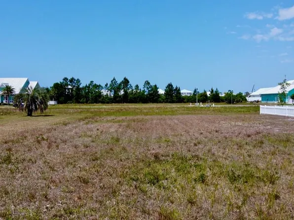109 Saint Charles St, Mexico Beach, FL 32456