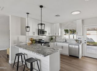 2336 W VILLAGE Drive, Phoenix, AZ 85023