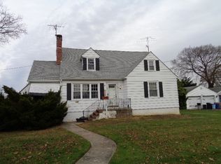 411 Hulmeville Ave, Penndel, PA 19047