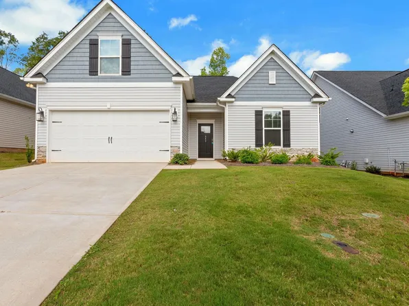 545 Clairbrook Ct, Greer, SC 29651