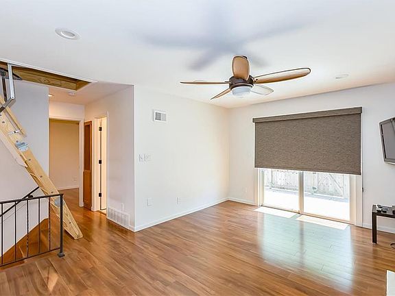 5th image of 7125 N Berkley Ave