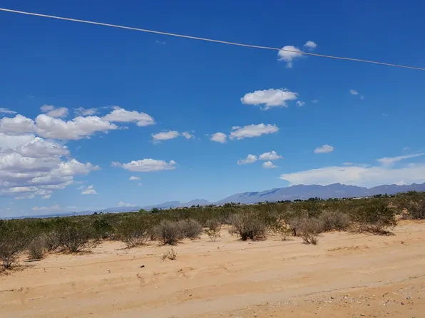 40 Tasmania Ave, Las Cruces, NM 88012