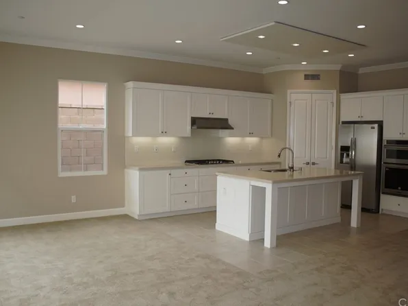 225 Canvas, Irvine, CA 92620