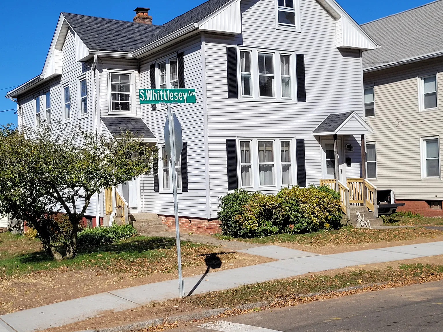 2 bed, 1100 sqft, $1,650 — Photo 3