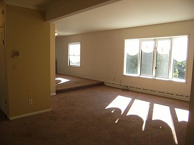 1st image of 510 Pleasant St #6