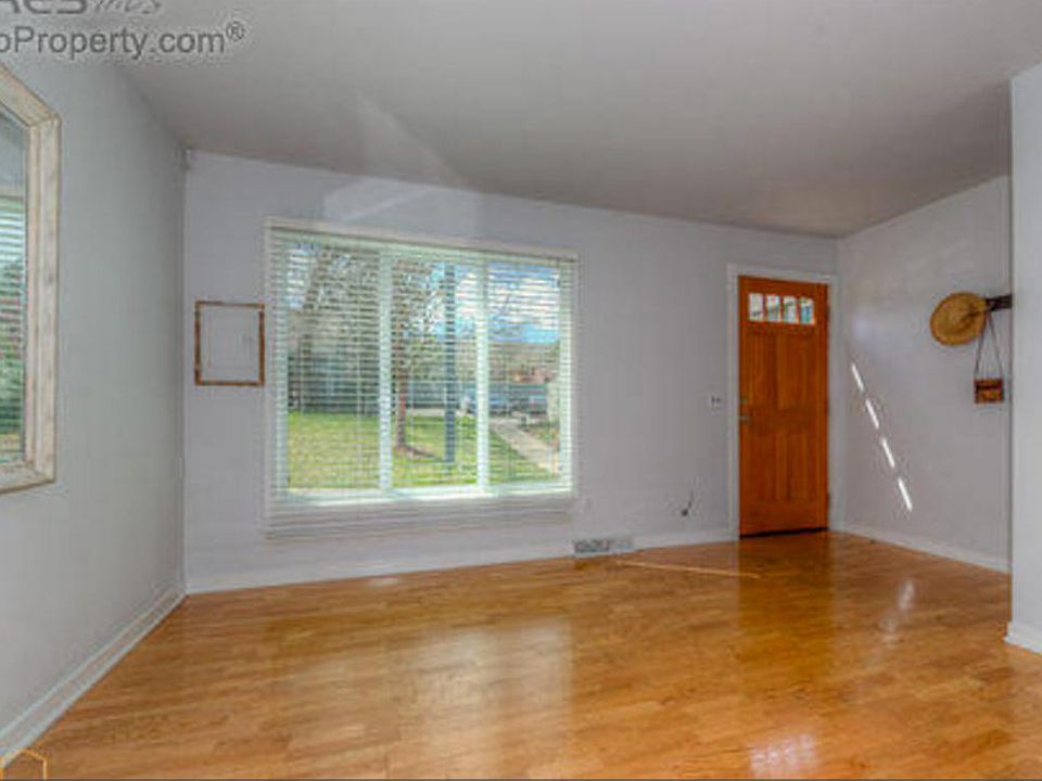 Living Room West facing