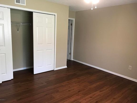 5th image of 3411 Excalibur Way E