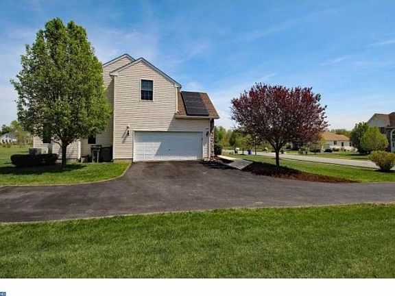 3rd image of 312 Corbitt Cir