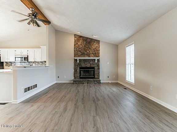 2nd image of 118 Holly Hills Dr