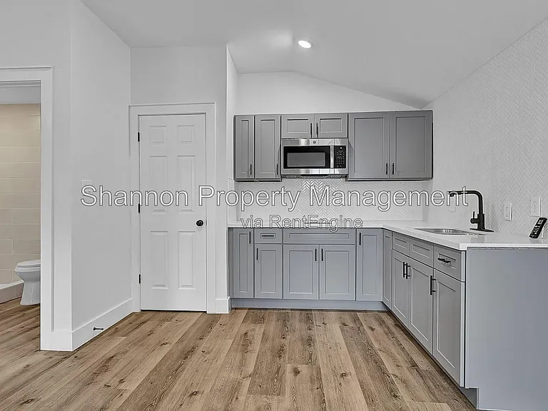 224 Everton St — Photo 25