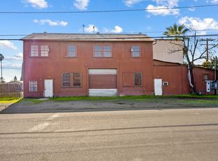 401 W Paradise Ave, Visalia, CA 93277