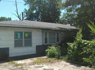 5637 Inland Dr, Kansas City, KS 66106