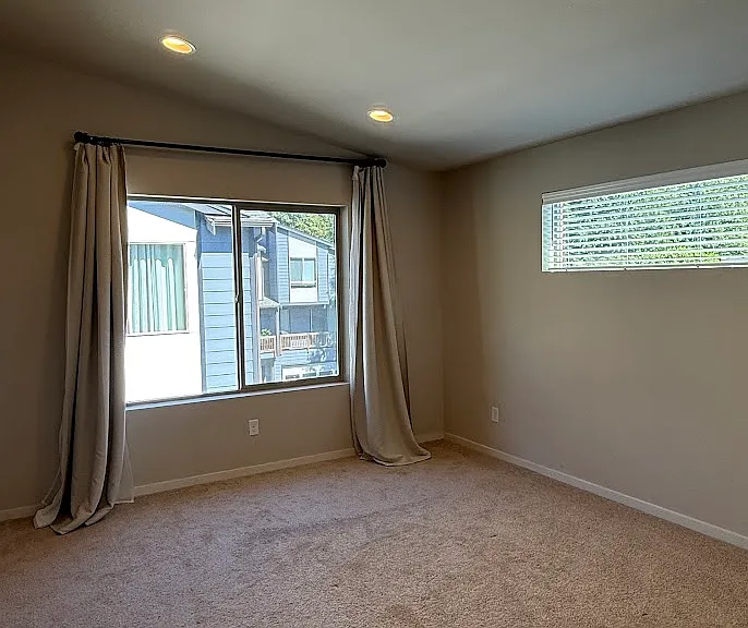 6837 NE 170th St #104 — Photo 11