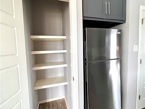 5th image of 5904 Puffin Ave