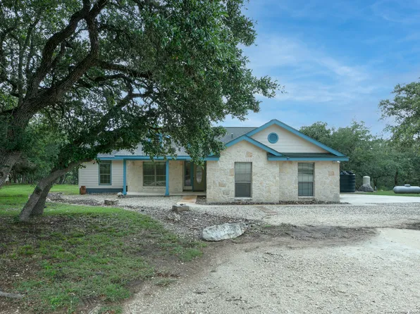 1667 BRUSHY CREEK DR, Lakehills, TX 78063