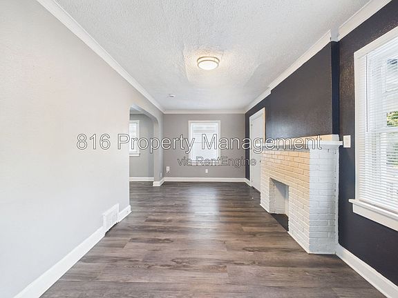 3rd image of 6808 S Benton Ave