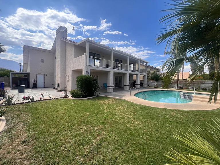 28120 Avenida Maravilla — Photo 25