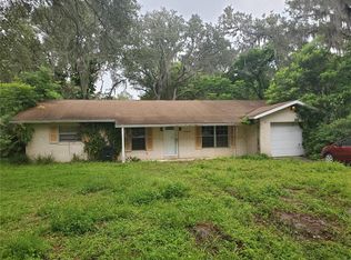 25 Poinsettia Dr, Deland, FL 32724