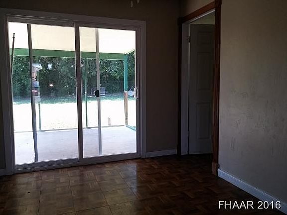 5th image of 207 Bridle Dr