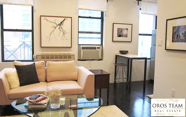 Rented by City Connections Realty | media 9