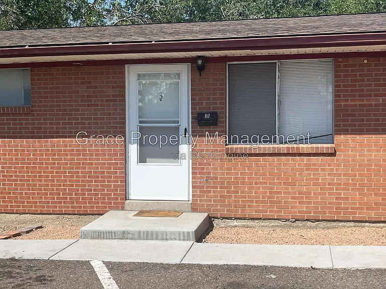 3944 Turnpike Dr #3 — Photo 2