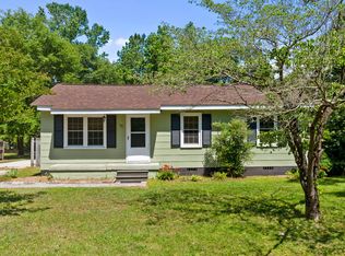 122 Bernhurst Rd, New Bern, NC 28560