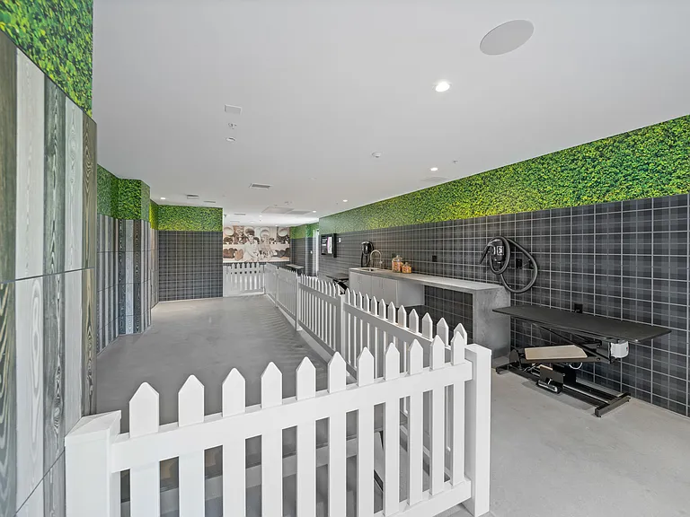 Halcyon House — Photo 13