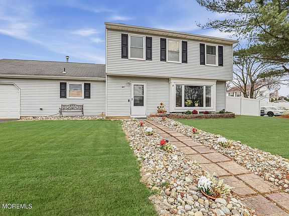 2nd image of 1 Mimi Lane