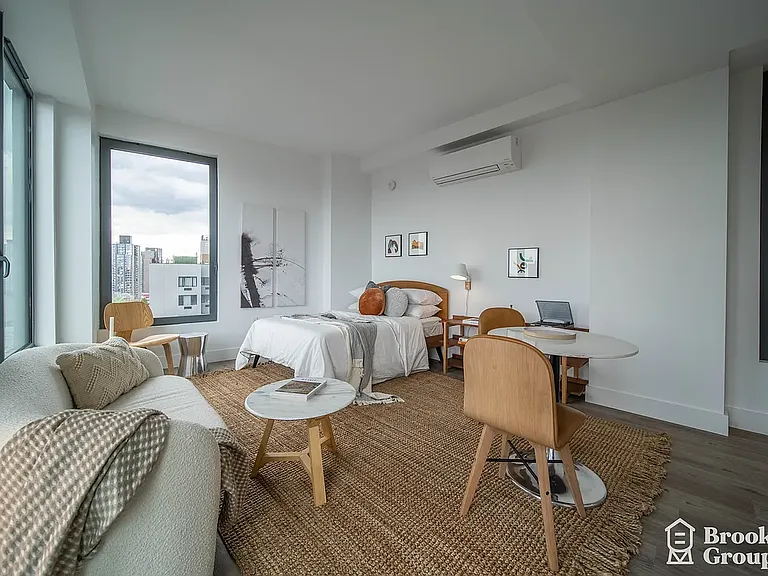 310 Grand Concourse #12J — Photo 2