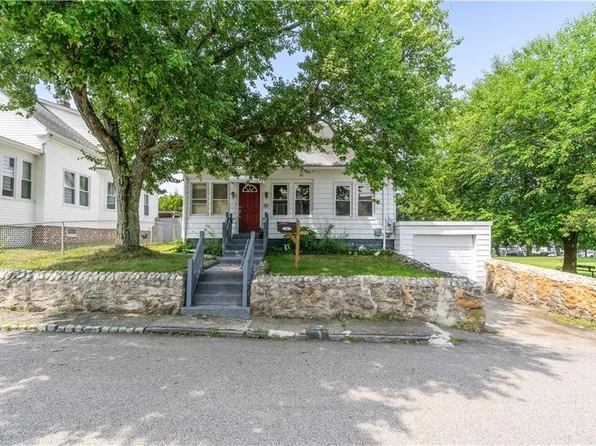 30 Greenville Ave, North Providence, RI 02911