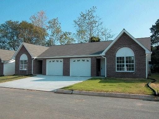 4922 Kitty Hawk Way