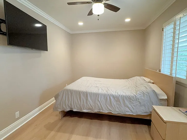 5418 Saratoga St — Photo 10