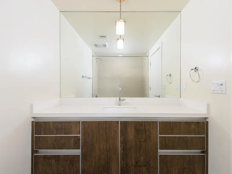 J. Grant Apartments — Photo 17