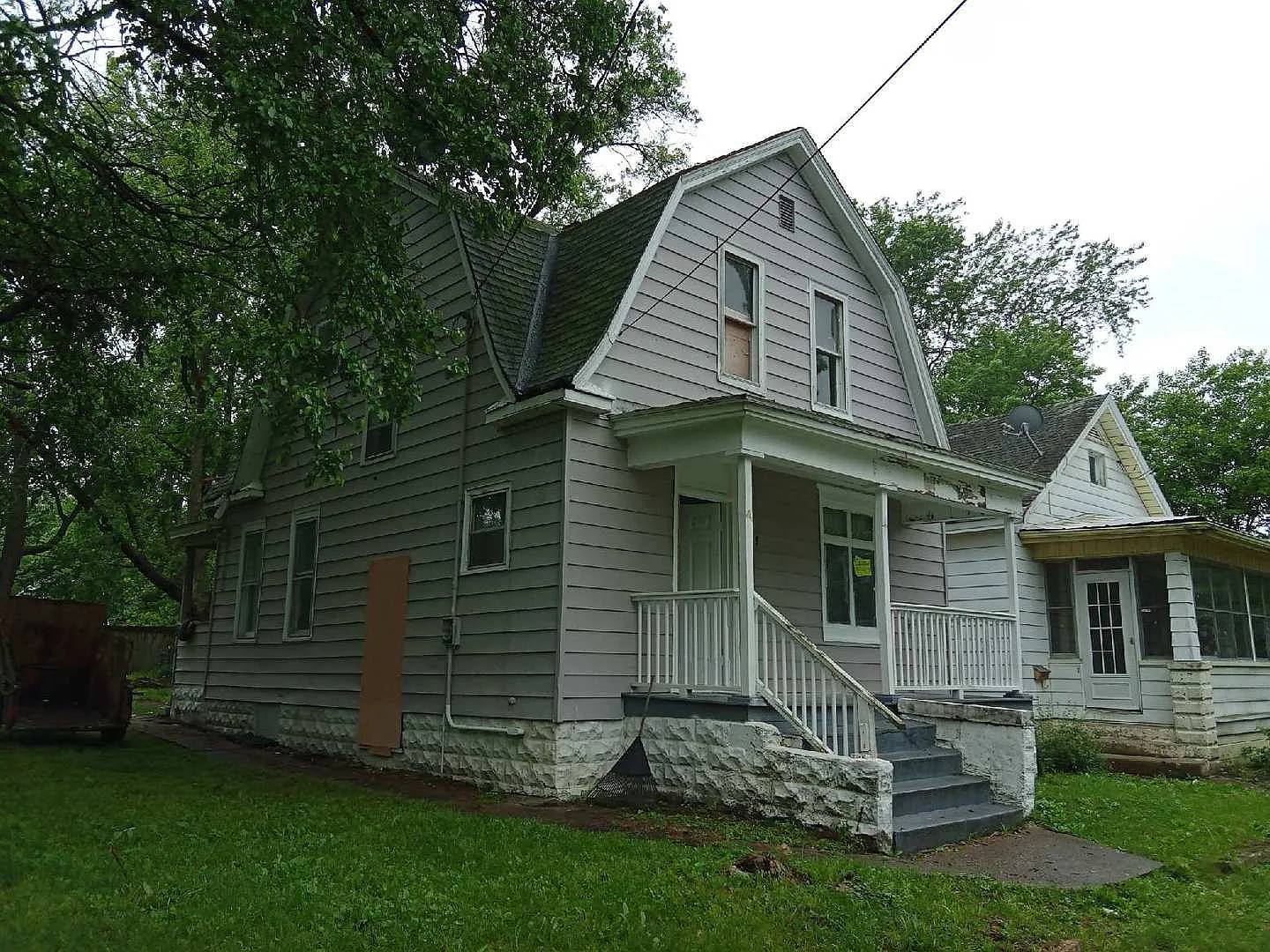 2324 W Wiswall St photo 1
