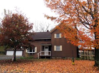8765 Burnet Rd, Clay, NY 13041