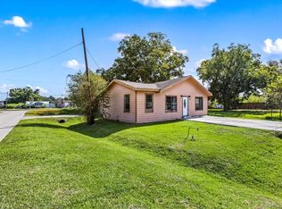 3201 Avenue F, Dickinson, TX 77539