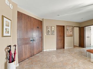 150 Heath St W #1402, Toronto, ON M4V2Y4