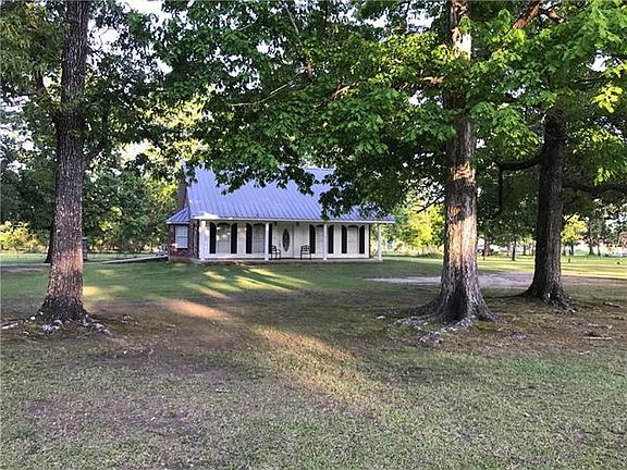 2nd image of 32882 Hwy 441