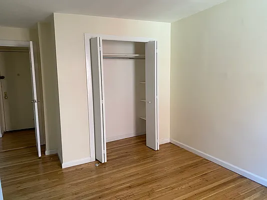 Rented by Bauman Realty Group | media 11