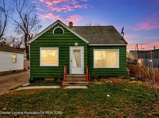 112 Hungerford St, Lansing, MI 48917